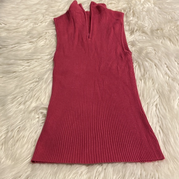 Women Shirt size S long 22” - Picture 3 of 5